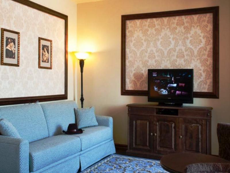 Portaventura Hotel Lucy'S Mansion - Includes Unlimited Access & Express Wristband To Portaventura Park & Ferrari Land Salou Eksteriør bilde